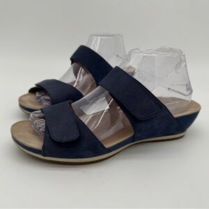 Dansko Vienna Blue Leather Slip On Adjustable Wedge Sandal Size 39/8.5-9